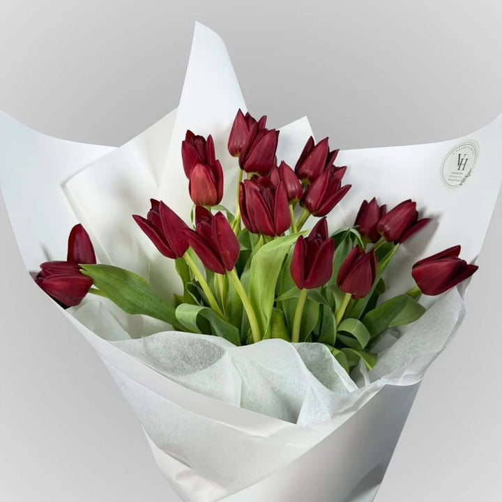 Red tulip flower bouquet 20 stems by Vhouse Florist